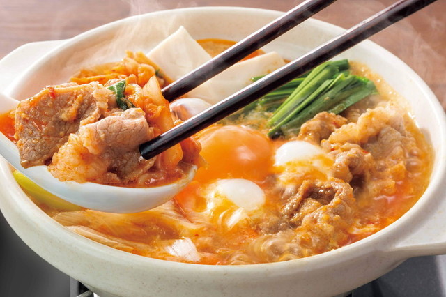 こだわり3種味噌の牛肉具だくさんチゲ