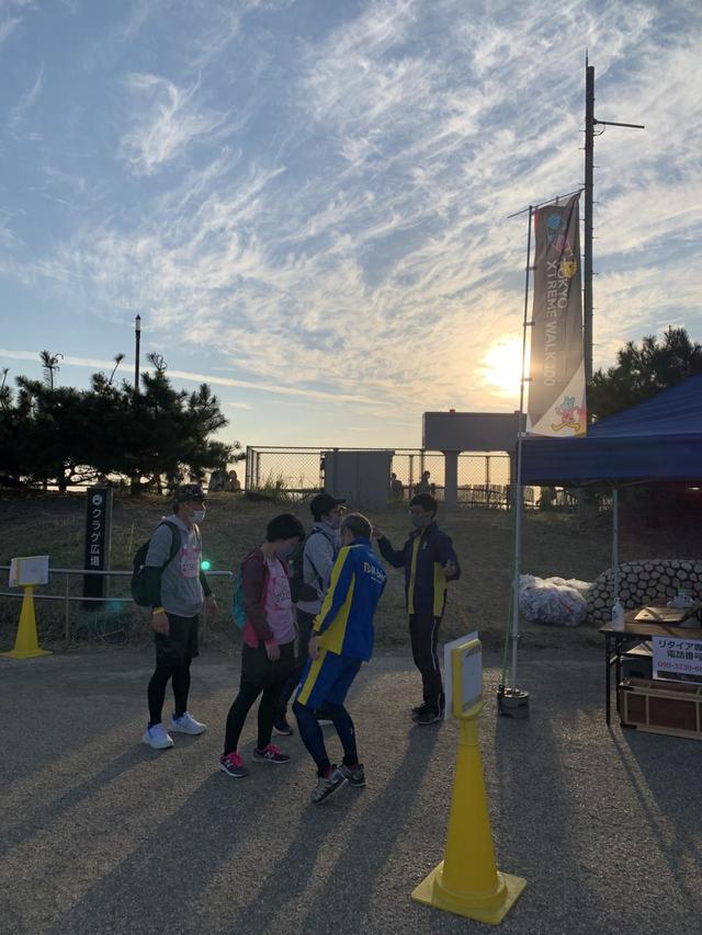 【東京エクストリームウォーク100】過去開催時の、第2チェックポイントの様子
