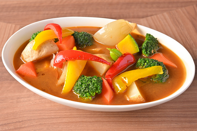 「「GARAKU」監修のスープカレー」＜期間：2026年2月1日〜28日＞【【2,400円〜】ステーキ・海鮮丼・ご当地グルメなど豪華メニューが食べ放題！「神戸ポートタワーホテル」で北海道を味わう贅沢ビュッフェ開催！】