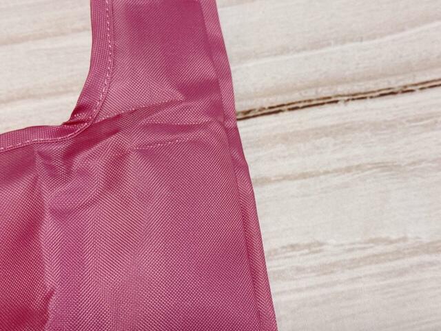 素材は厚手で丈夫なポリエステル