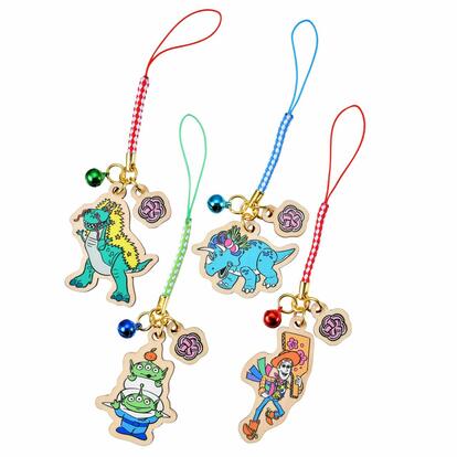 トイ・ストーリーのお正月グッズがめちゃくちゃ可愛い！しめ飾り＆エコ