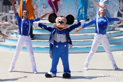 東京ディズニーランド キャラクタース記念トラップ　ピンズ　他　ミッキー hqdefault.jpg