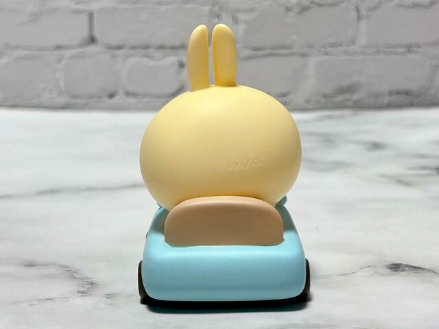 後ろ姿はキュート！