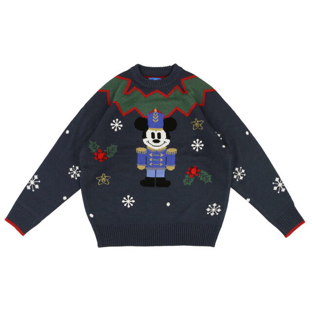 セーター 6,900円｜東京ディズニーリゾート「ディズニー・クリスマス」スペシャルグッズ｜販売店舗：東京ディズニーランド「ディズニー＆カンパニー」、東京ディズニーシー「ガッレリーア・ディズニー」｜発売日：2024年11月8日（金）