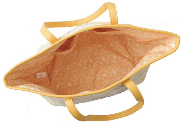 トートバッグ　3600円