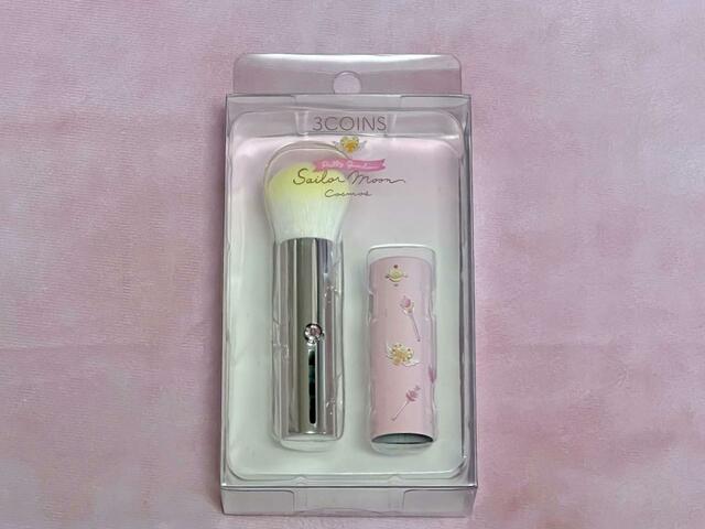 【3COINS×セーラームーン】メイクブラシ (B)／税込330円