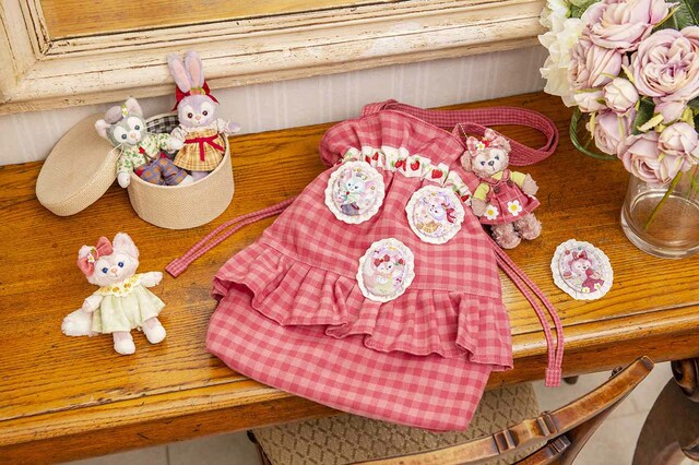 「ダッフィー＆フレンズのハートフェルト・ストロベリーギフト」グッズ