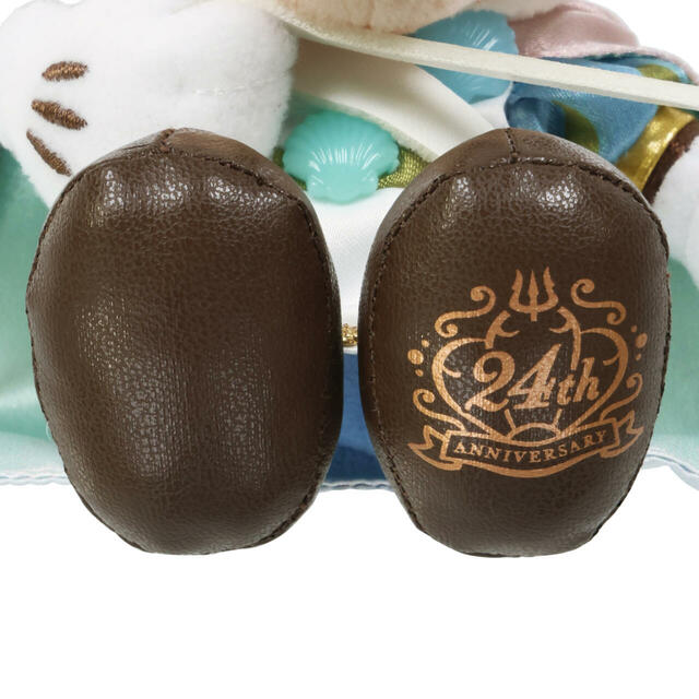 ぬいぐるみバッジ ¥2,600【東京ディズニーシー開園2４周年をお祝いするグッズ】