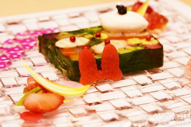 “トータリー・ミニーマウス”エンパイア・グリル・ディナー｜ディズニーアンバサダーホテル_「エンパイア・グリル」