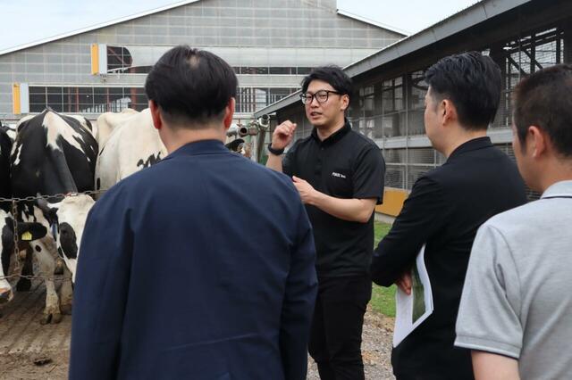 「河東郡鹿追町 株式会社風景（カントリーホーム風景：乳製品）」＜期間：2025年10月1日～12月19日＞【東京ドームホテルに「海鮮パフェ」や「紅ズワイ蟹」「メロン」など、北海道の魅力溢れるメニューが勢揃い！『北海道グルメブッフェ 2025』開催！】