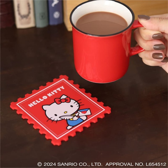 【郵便局のネットショップ／ハローキティ】「シリコーンマット」990円