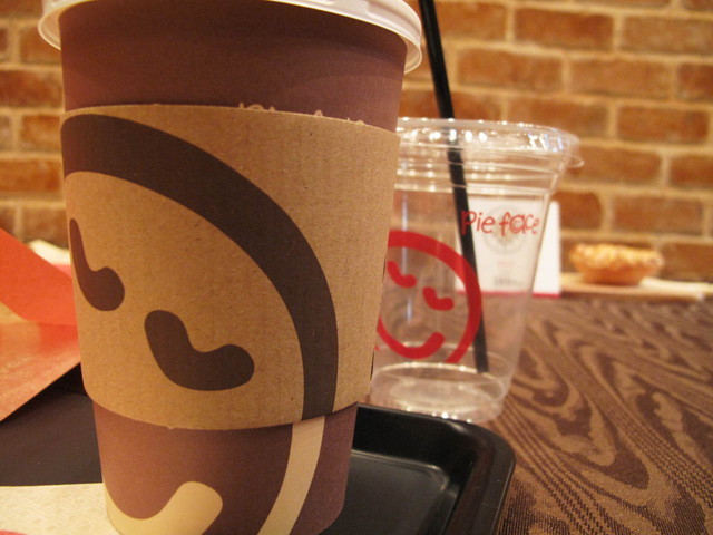 「パイフェイス」日本上陸！／パッケージもキュート