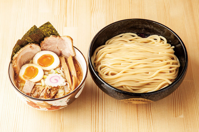 つけ麺　山崎 　特製つけ麺 980円