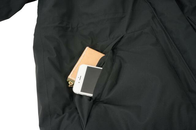 XShelter断熱レディース防水ウォームアウター。二重ポケットも大容量!