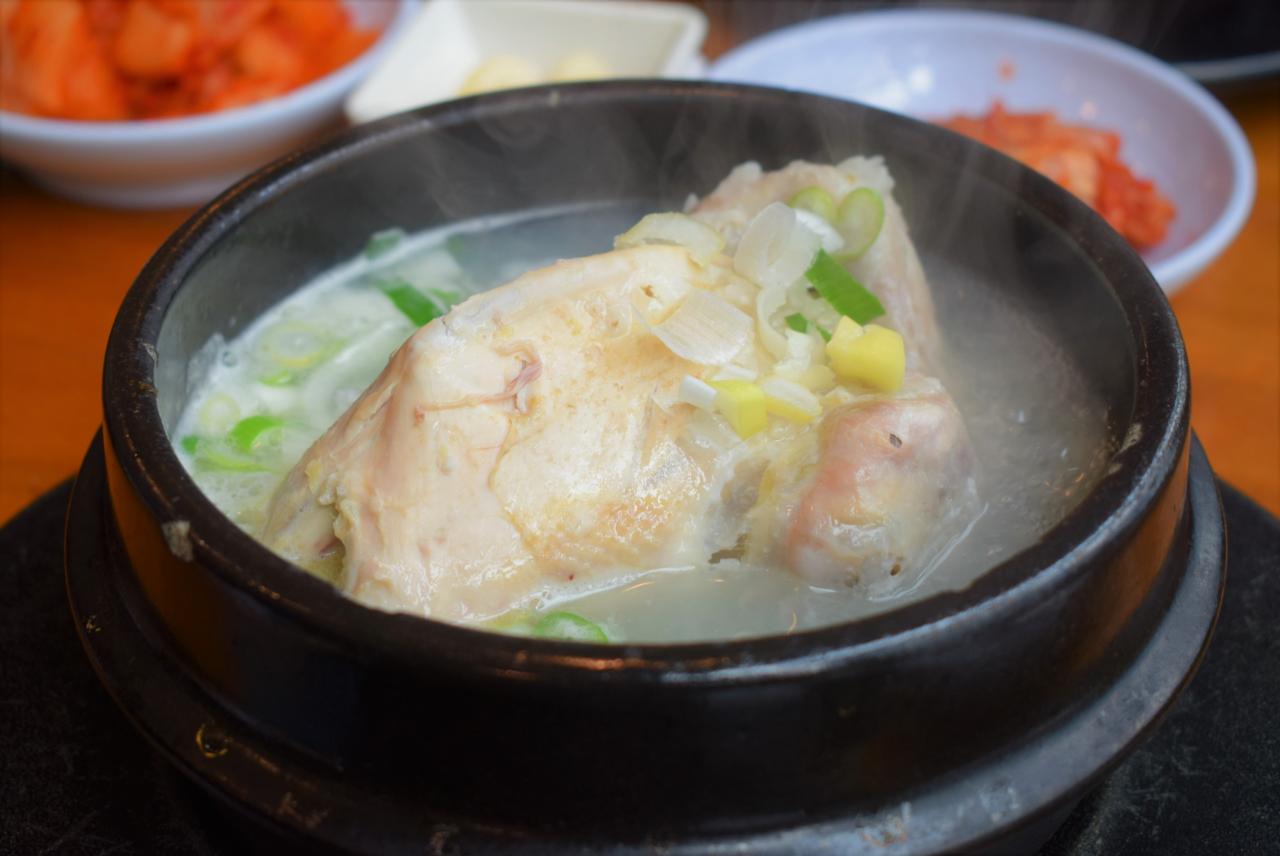 韓国の尊い食べ物 Vol 6 滋養強壮のごちそう サムゲタン 韓国ならではの意外な楽しみ方も うまい肉