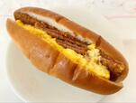 【ファミリーマート ハムカツたまごドッグ】ハムカツとたまごサラダの相性が抜群