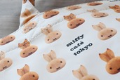 【miffy café tokyo「ランチトート」】上部にボタンやファスナーなどはないため、荷物が飛び出さないよう注意！