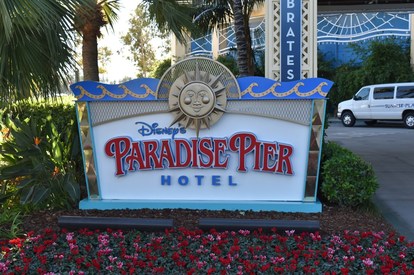海外ディズニーホテル】カリフォルニアの青い空と眩しい太陽