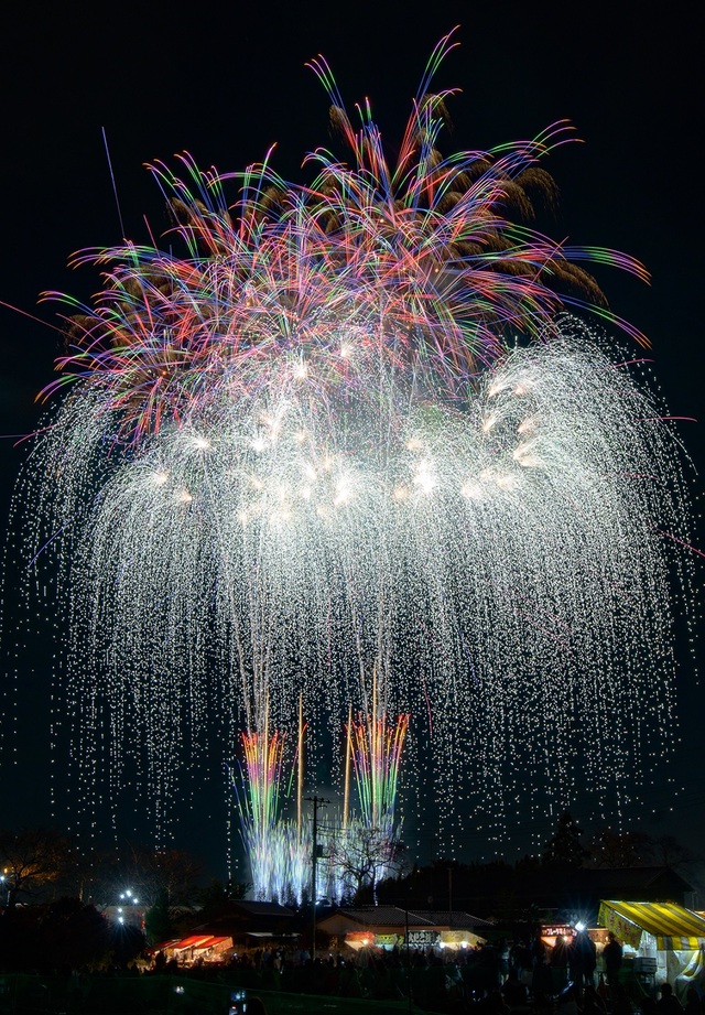 第10回フォトコンテストの最優秀賞作品「光のシャワー」