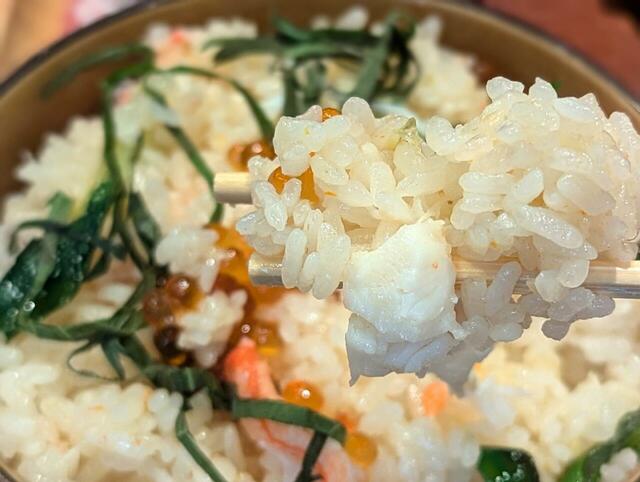 【ロイヤルホスト】バター香る「蟹の和風ピラフ」にはさっぱりとした「日本のあわ」を合わせて