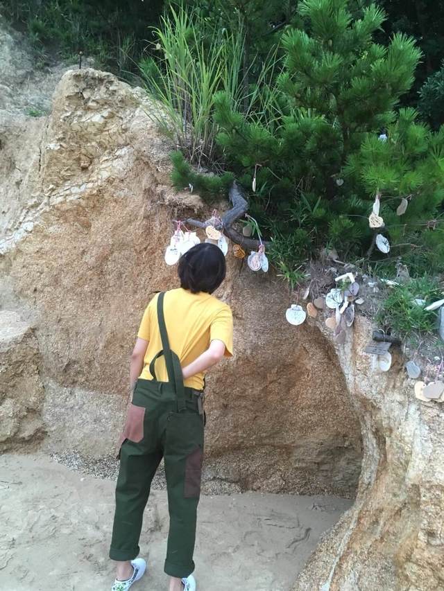 私の貝殻どこへいったの? ポリポリポリ…（2018年） 提供:宮澤佐江