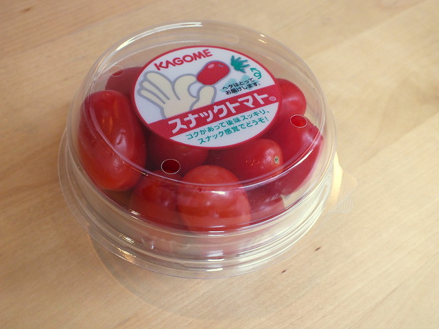 プチトマト食べくらべ／KAGOME「スナックトマト」（284円・税別）