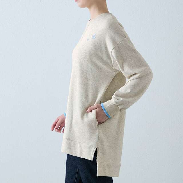 背中あったかチュニック「くまのプーさん」｜￥4,990 （税込）