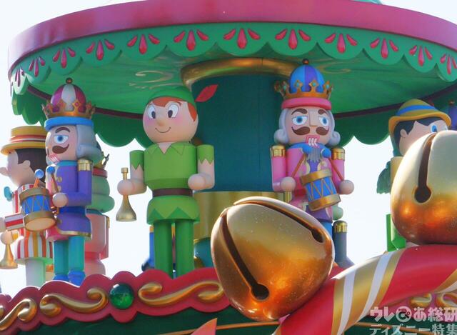 東京ディズニーランド「トイズ・ワンダラス・クリスマス！」の模様：東京ディズニーリゾートのクリスマス