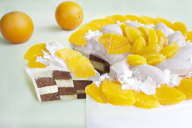 「ネーブルオレンジ」とチョコレートのケーキ