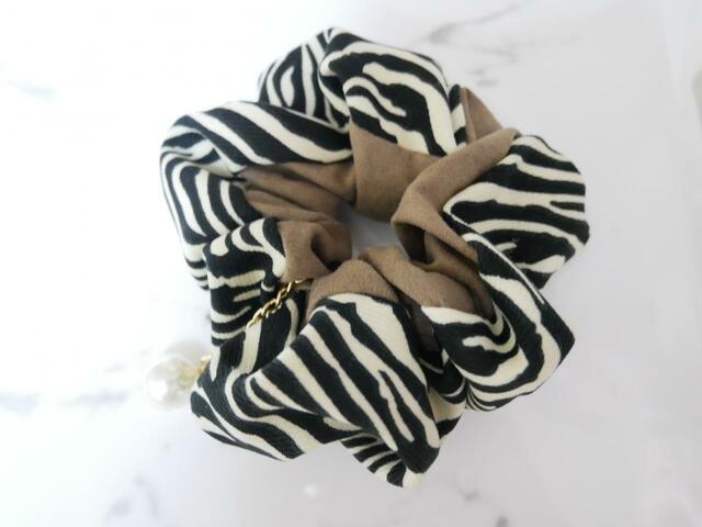 【ファッションセンターしまむら ヘアアクセサリー】ゼブラガラシュシュ 中茶