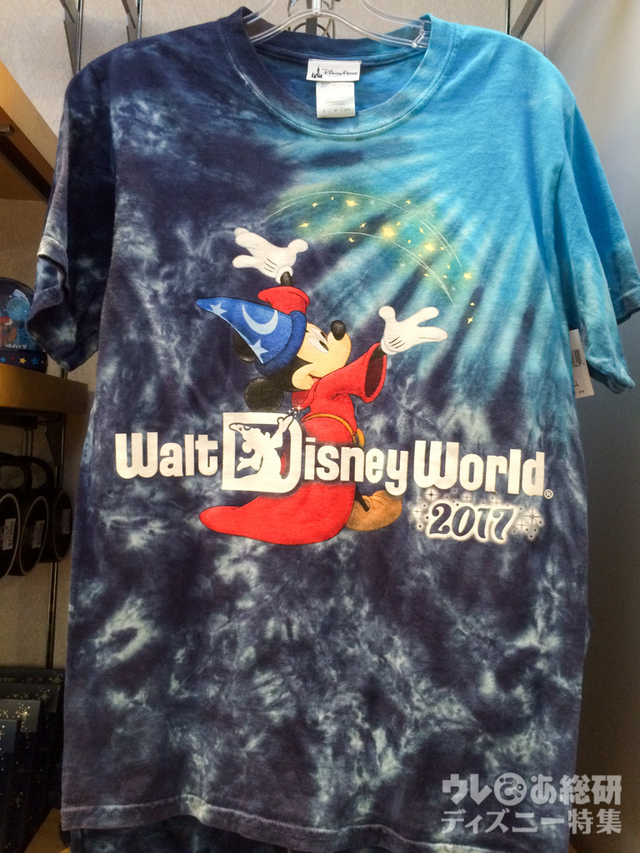 Tシャツ（32.99ドル／全サイズ共通）