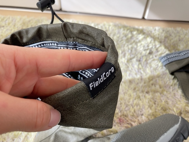 【ワークマン 防水フェストブーツ】男女問わずペアで履くことができます