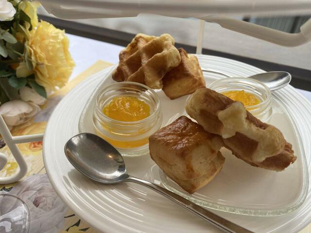 スコーンとワッフルのダブル嬉しい！