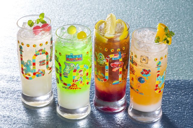 “ピクサー・プレイタイム” スペシャルノンアルコールカクテル コレクタブルグラス付き 1,860円｜東京ディズニーシー・ホテルミラコスタ