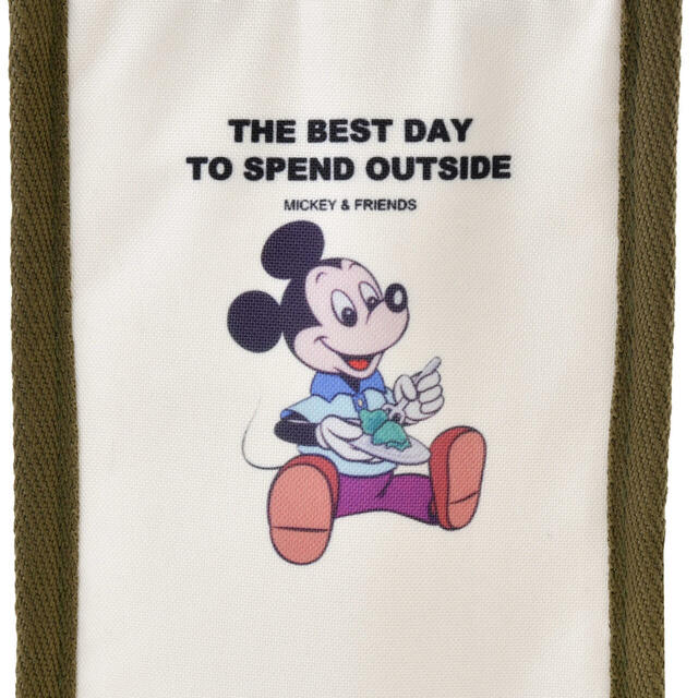 ミッキー ペットボトルカバー ストラップ付き SPRING PICNIC 2,800円