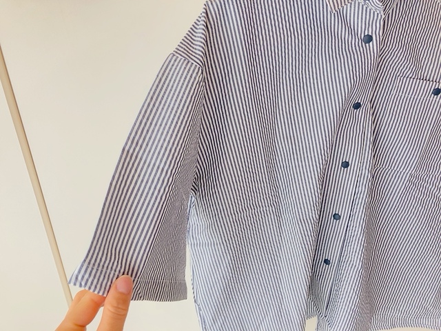 【ワークマン レディース撥水サッカー半袖シャツ】着心地の良いサッカー生地を採用。こちらも透け感はありません