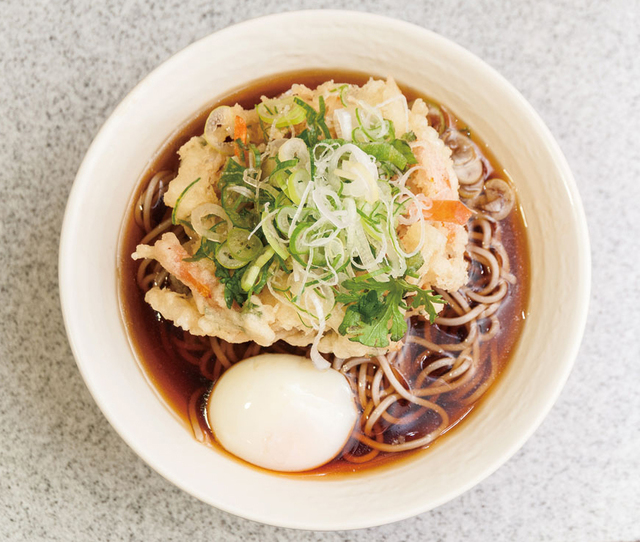 そば処 かめや 新橋店   天玉そば 410円