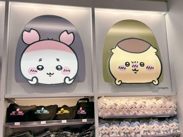 立体的に見える装飾も。窓から覗いたような姿がかわいい♪