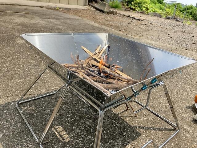 【ワークマン 折り畳みBBQグリル】初めての焚き火に挑戦
