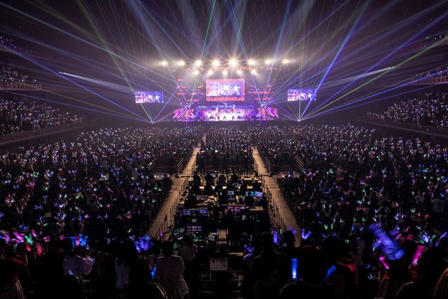 超特急「BULLET TRAIN ARENA TOUR 2021 SPRING 『Hoopla！』」