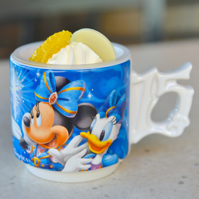 クリーミーカスタード、スーベニアプカップ付き