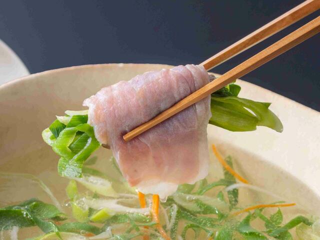 「アレンジ 鴨葱」＜期間：2024年9月12日〜＞【“合鴨”や“きのこ”を「漆黒のきのこだし」でしゃぶしゃぶ！しゃぶ葉で『秋のきのこと鴨しゃぶフェア』開催！】