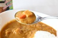 【るるぶ×ハチ食品「るるぶ×HACHIコラボシリーズ 京都 和だしカレー 中辛」】豆腐が入ってるのも意外性抜群