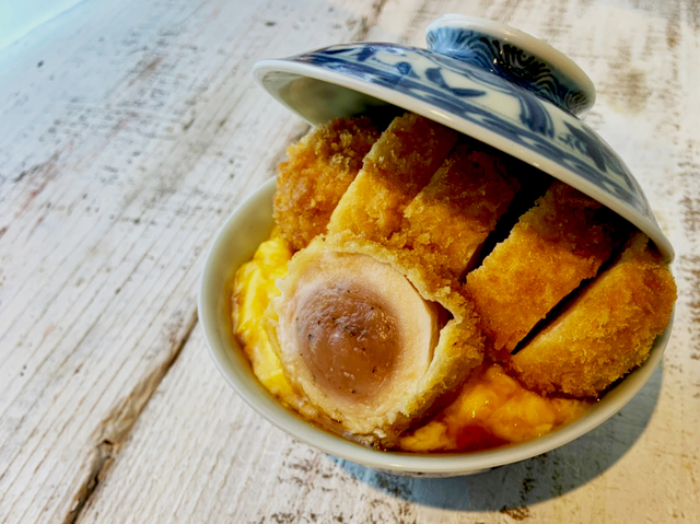 「親子カツ丼」【焼とりの 八兵衛　OMAKASE】