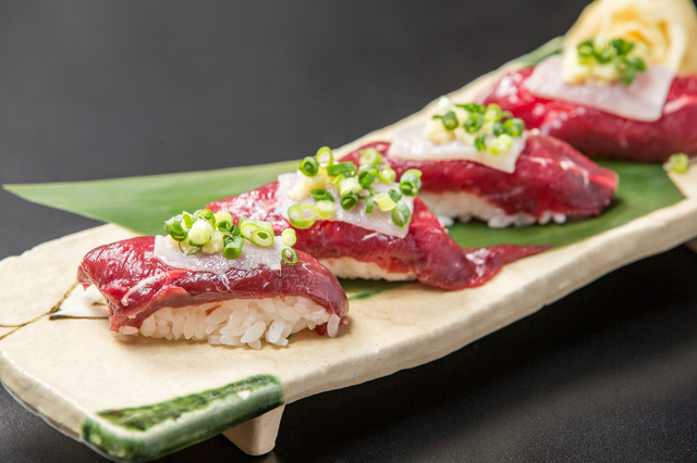 鯨と炉端料理　赤坂まごの邸