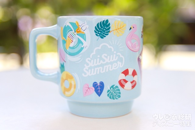 パイナップルゼリー＆ココナッツムース、スーベニアカップ付き 900円