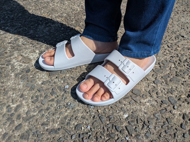 【ワークマン PVCタウンサンダル】金具がないのでさびる心配がないのも嬉しいポイント◎