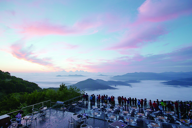 リゾナーレトマム　雲海テラス
