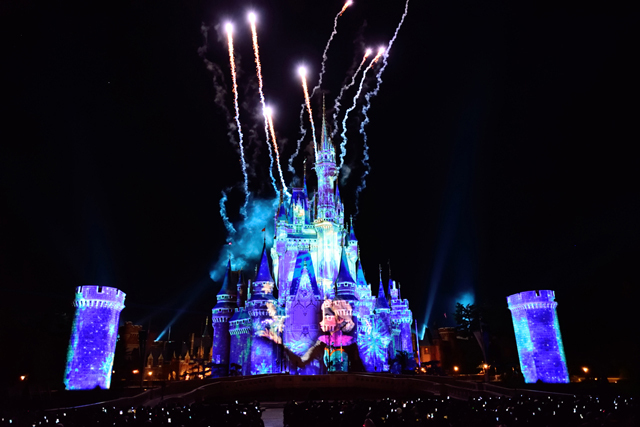 東京ディズニーランド「ワンス・アポン・ア・タイム～スペシャルウィンターエディション～」映画『アナと雪の女王』シーン全公開! ©Disney 43