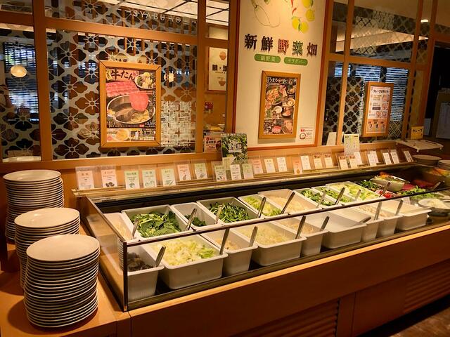 【しゃぶ葉　豚バラ　しゃぶしゃぶ食べ放題コース】】しゃぶ葉の魅力の一つって、新鮮な野菜が種類豊富なところですよね